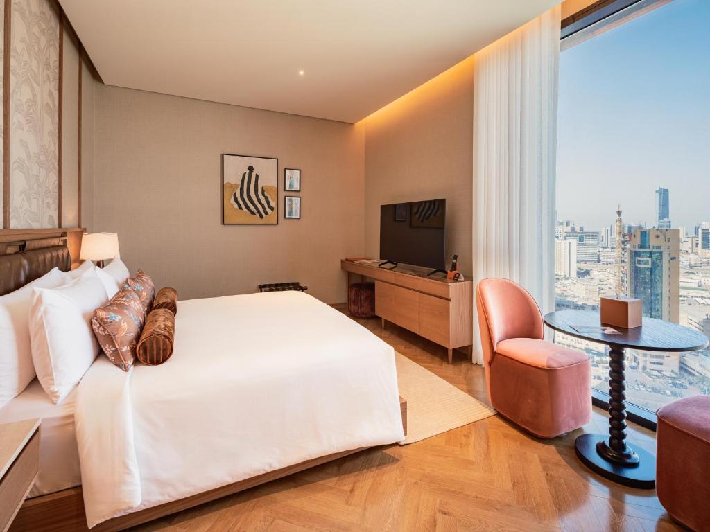 Gallery Room at One Sharq